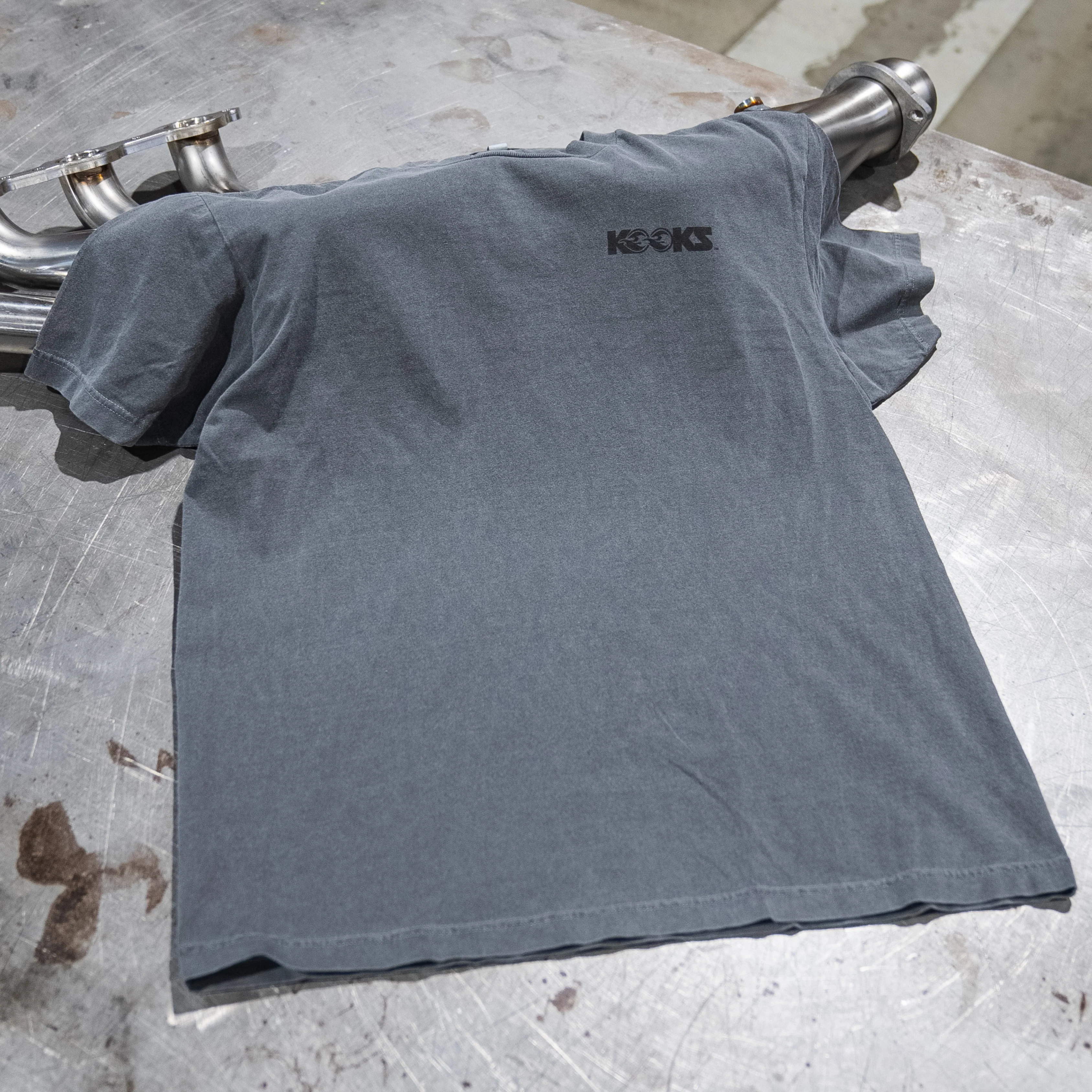 KOOKS is Everywhere T-Shirt – Grey - Image 6